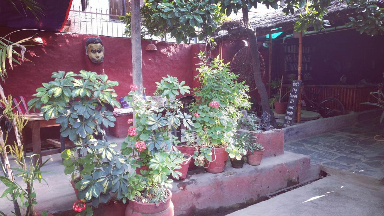Phat Kath'S Secret Garden Backpackers Hostel Katmandú Exterior foto